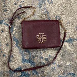 Tory Burch crossbody purse burgundy color w/ gold hardware. SOLD ON ANOTHER SITE